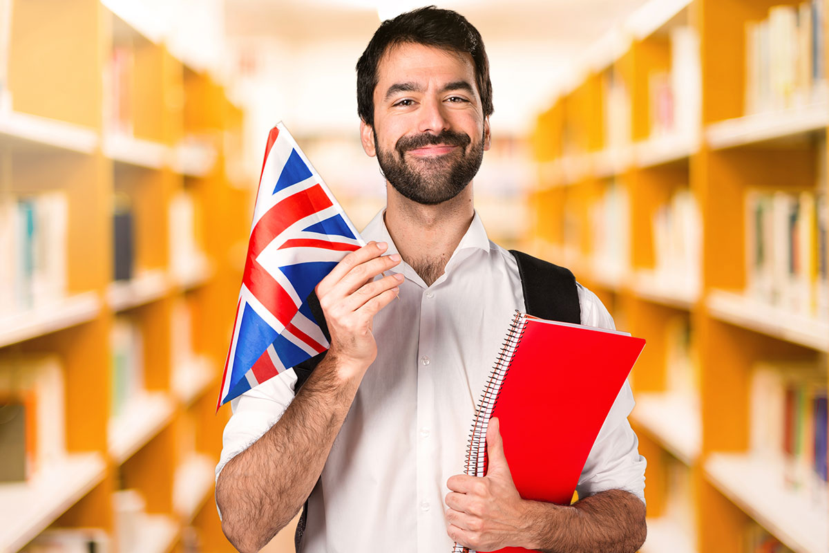 İngilizce Bilmek Kariyer Basamaklarını Tırmanmanıza Nasıl Yardımcı Olur?